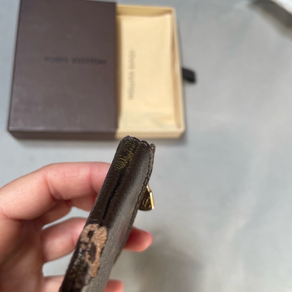 Authentic Louis Vuitton key and card holder - Picture 3 of 4